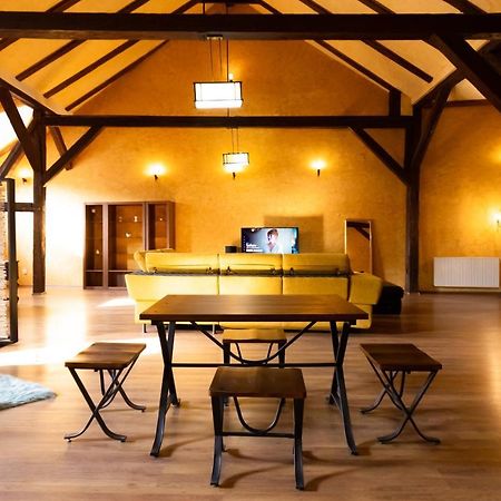 The Attic - Large Open-Space In The Old Town Of Brasov, Minutes Away From The Black Church Exteriér fotografie