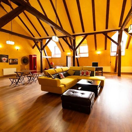 The Attic - Large Open-Space In The Old Town Of Brasov, Minutes Away From The Black Church Exteriér fotografie