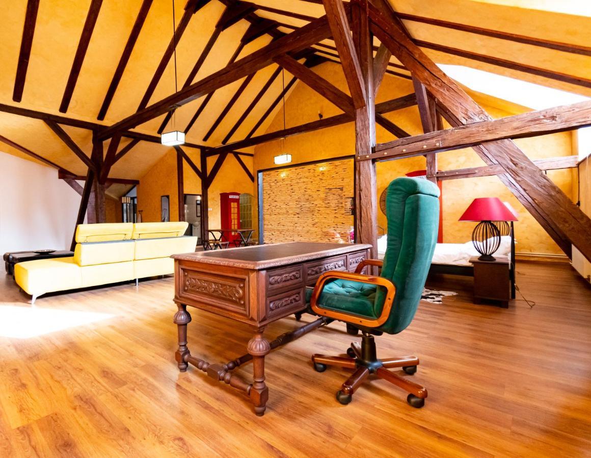 The Attic - Large Open-Space In The Old Town Of Brasov, Minutes Away From The Black Church Exteriér fotografie