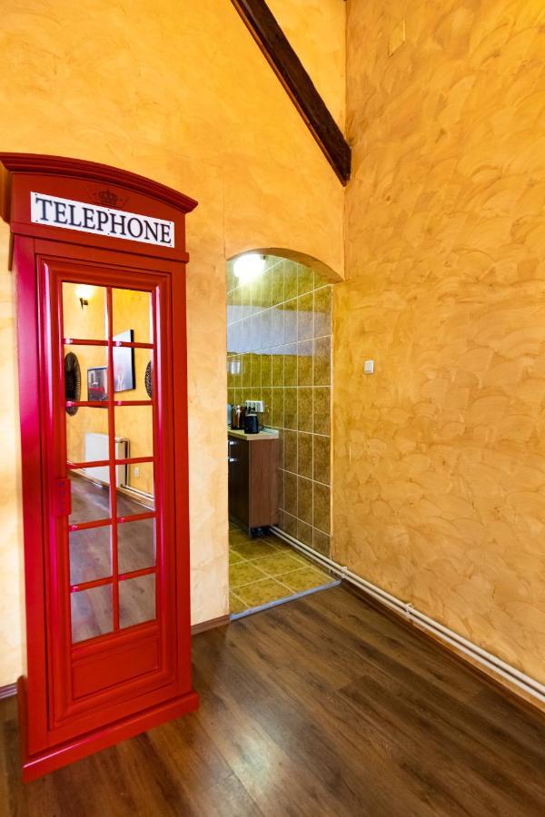 The Attic - Large Open-Space In The Old Town Of Brasov, Minutes Away From The Black Church Exteriér fotografie